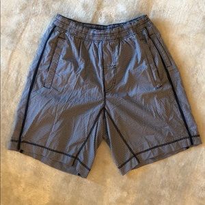 Lululemon 9” Pace Breaker shorts